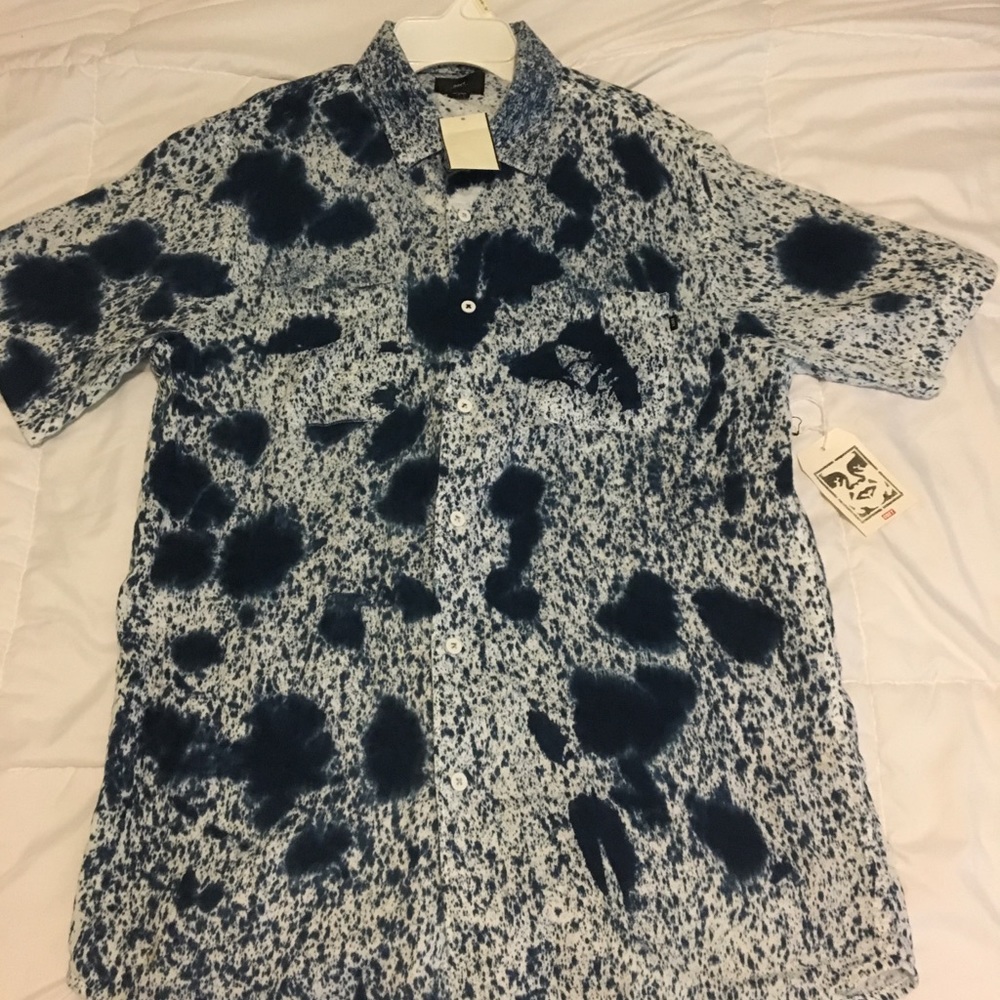 Obey Button Up